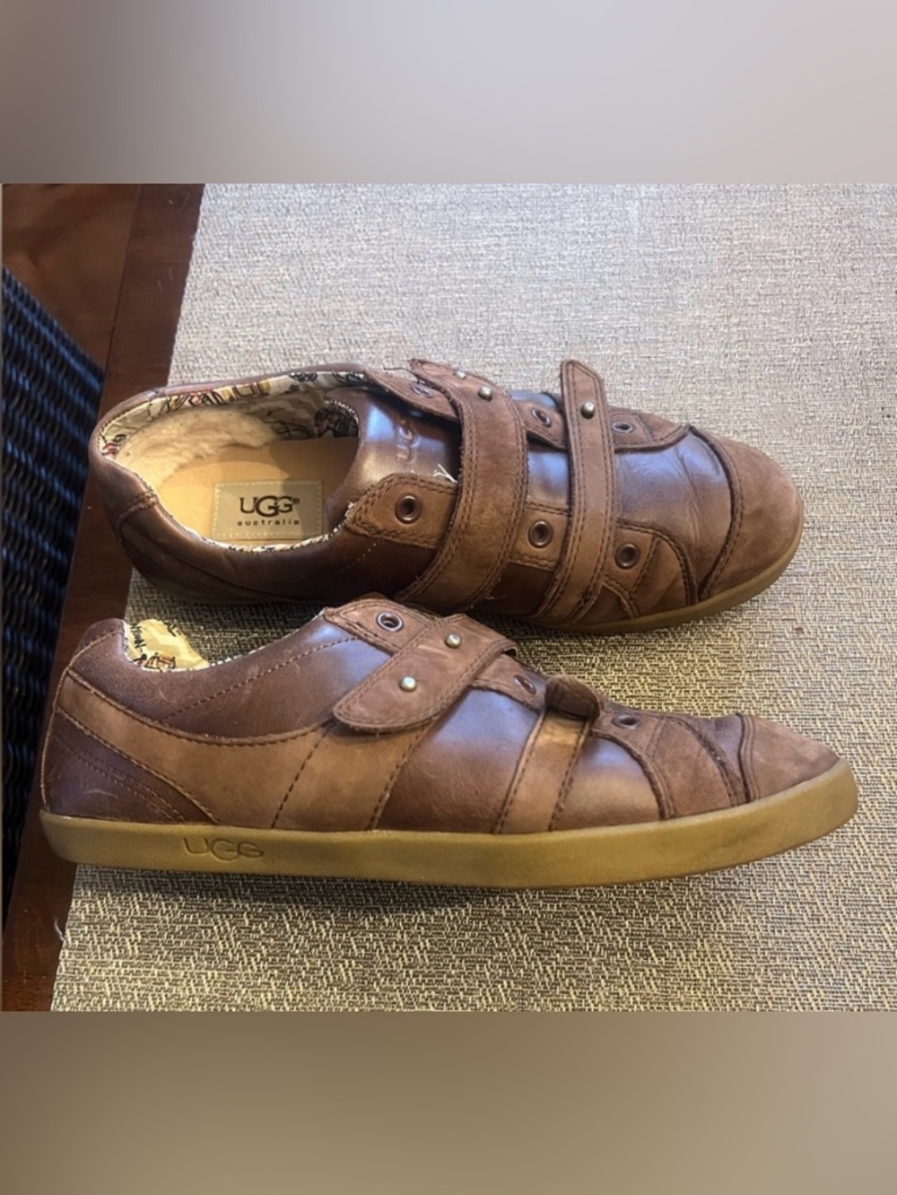 Ugg shoes‎